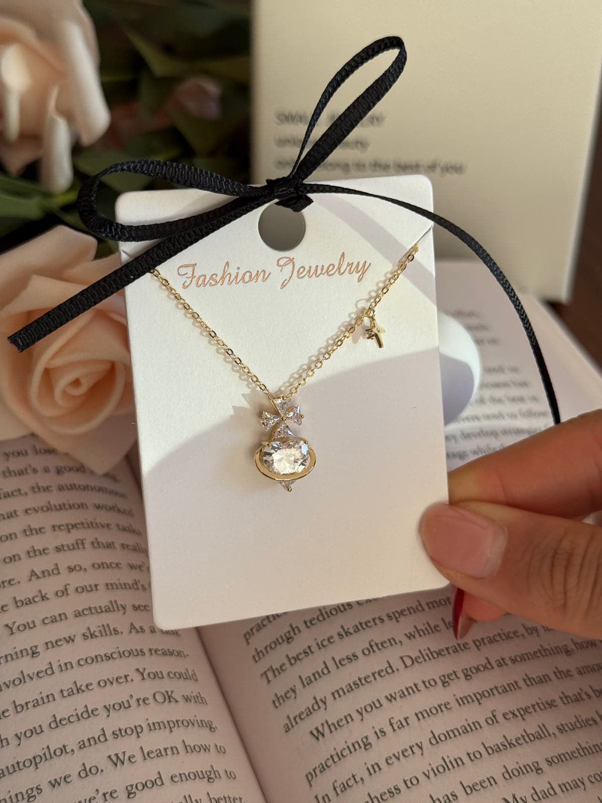 LUM NECKLACE #1